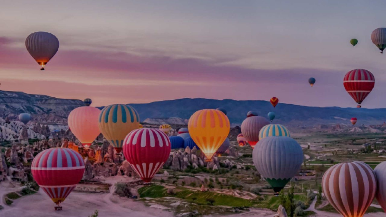 Montgolfière au-dessus de Marrakech